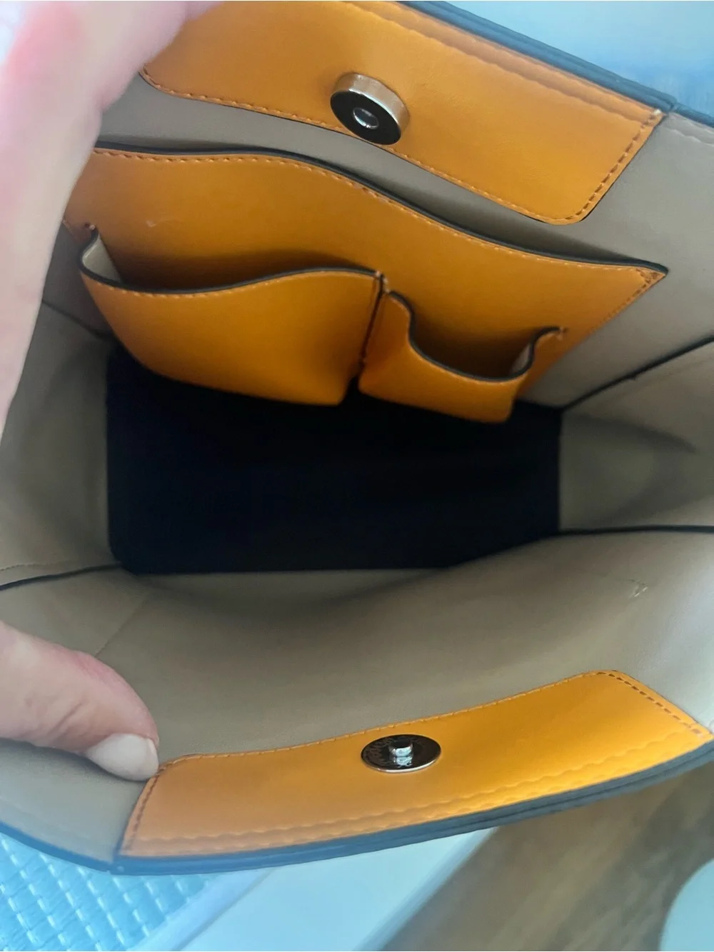 Bromen Vegan Leather Bag